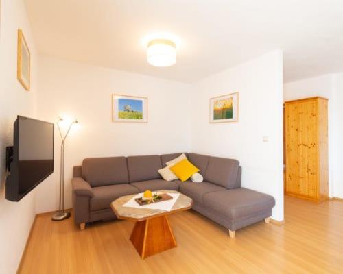 Apartment Mitterhirschberg, Familie Schweighuber *